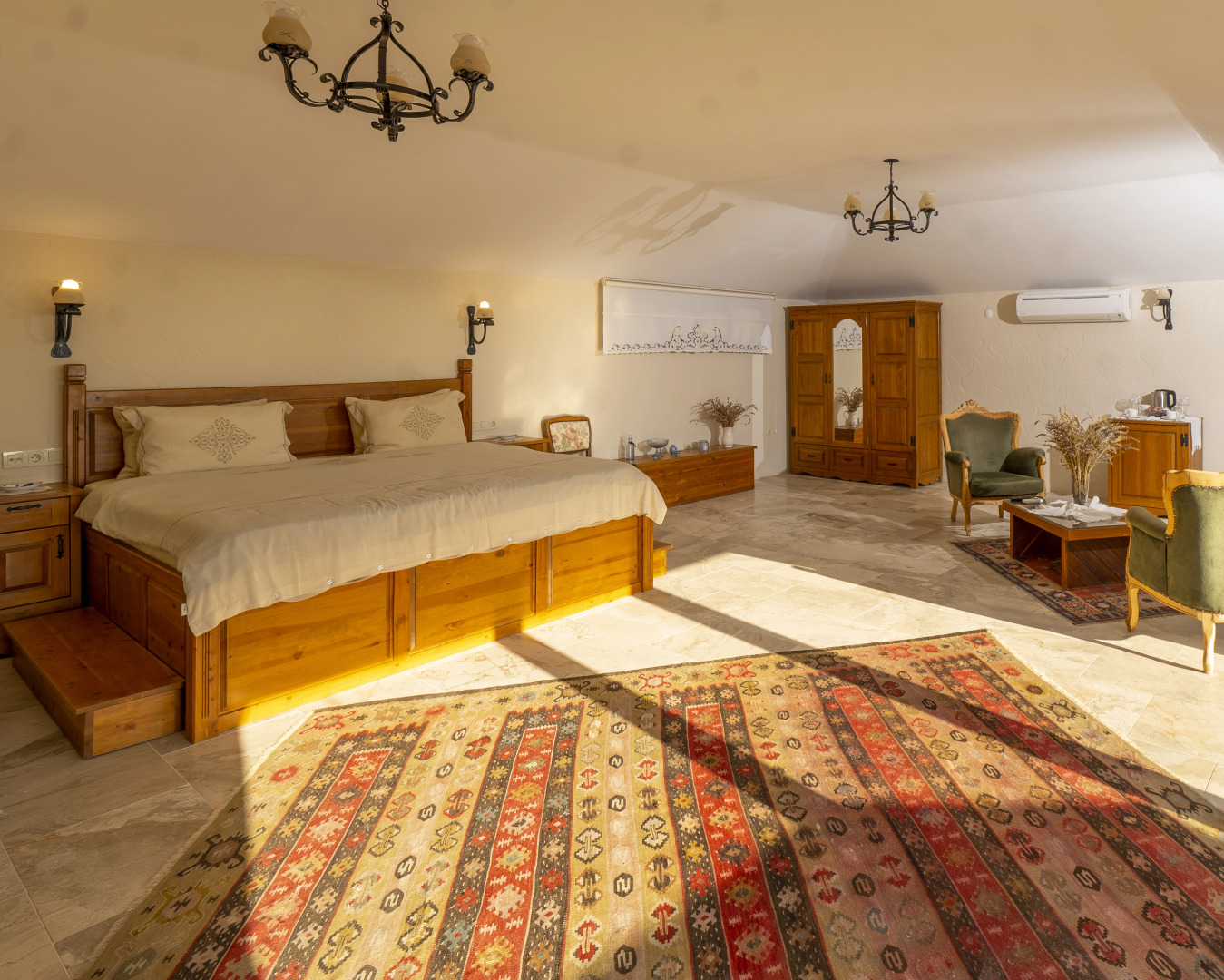 Отель Mandarin & Mango Boutique Hotel