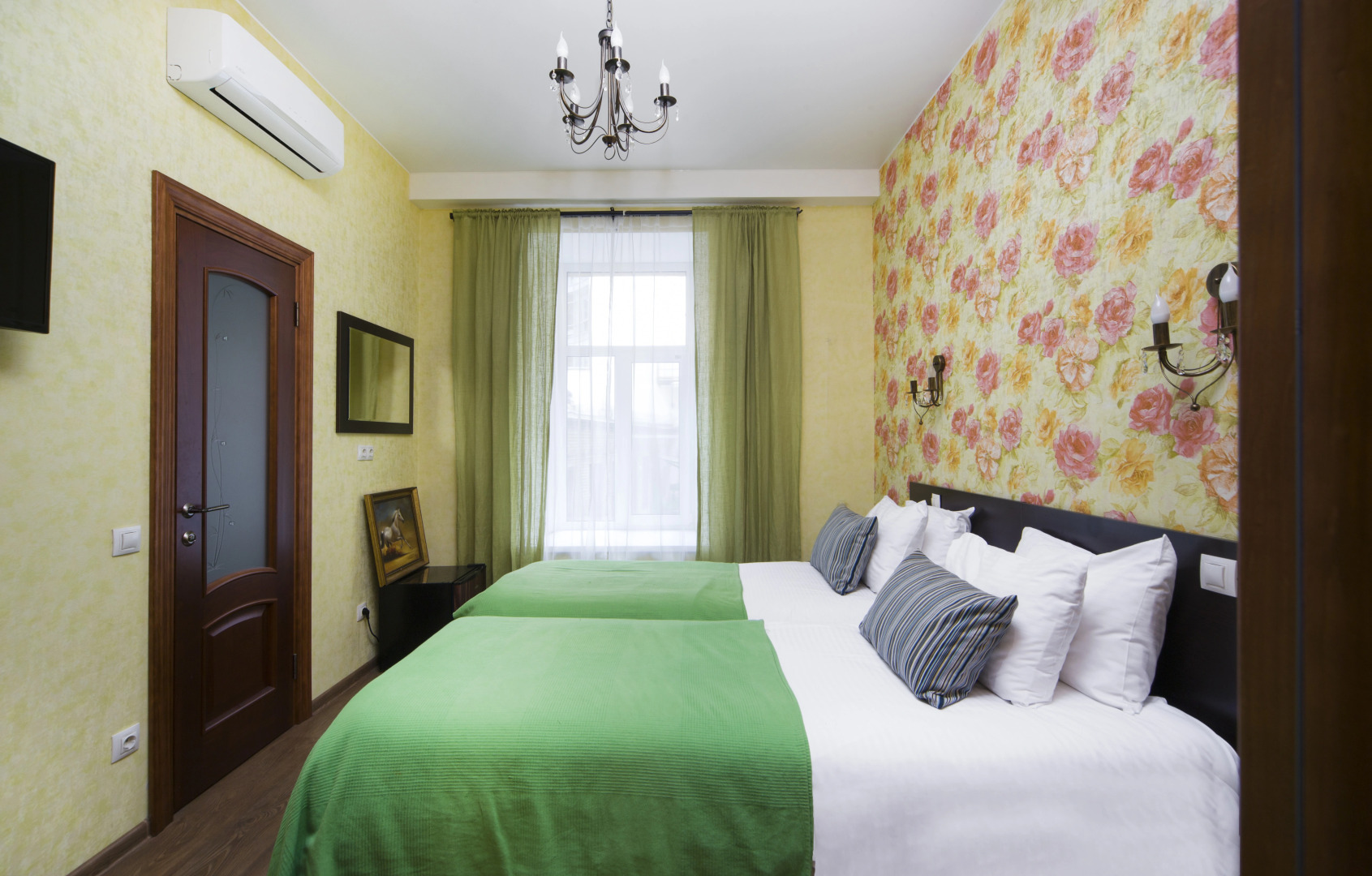 Гостевой дом Aristocrat Dostoevsky