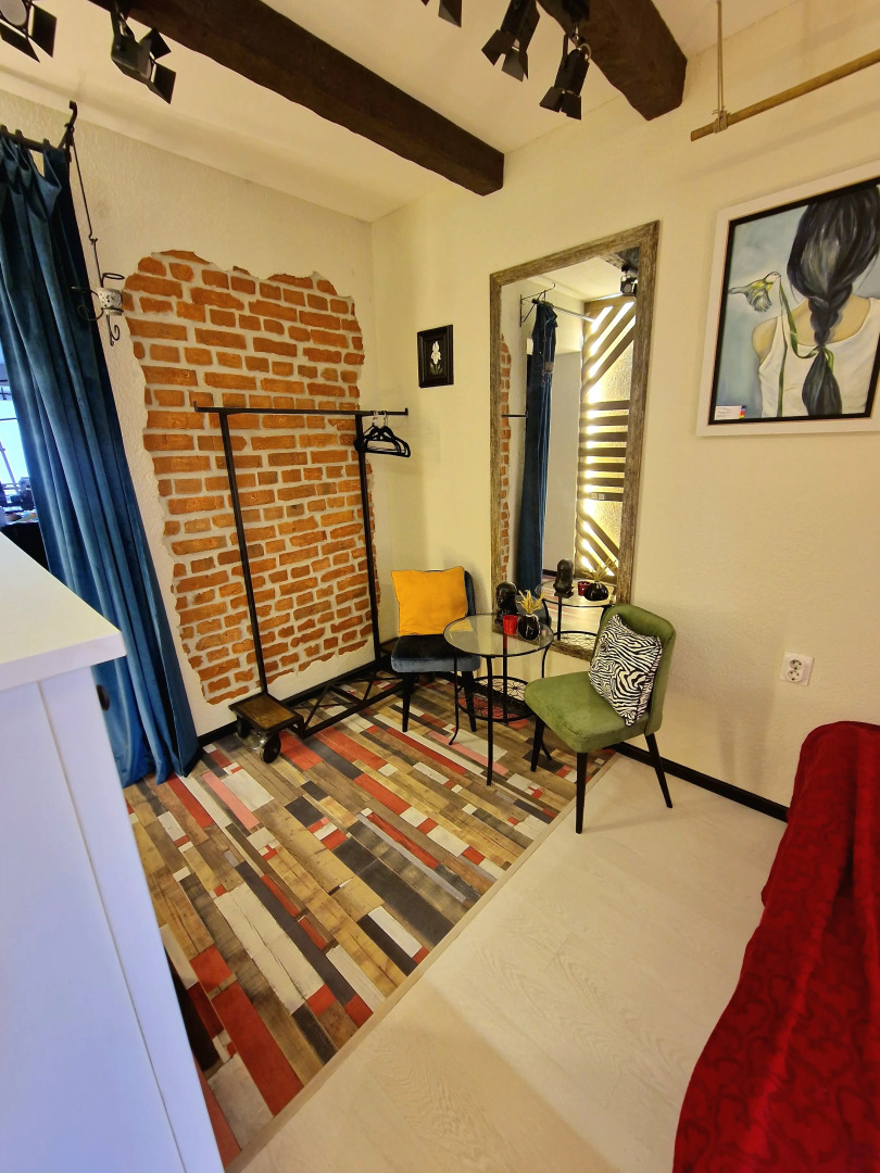 Квартира атмосферные двухкомнатные апартаменты в расшиpеннoм центpе