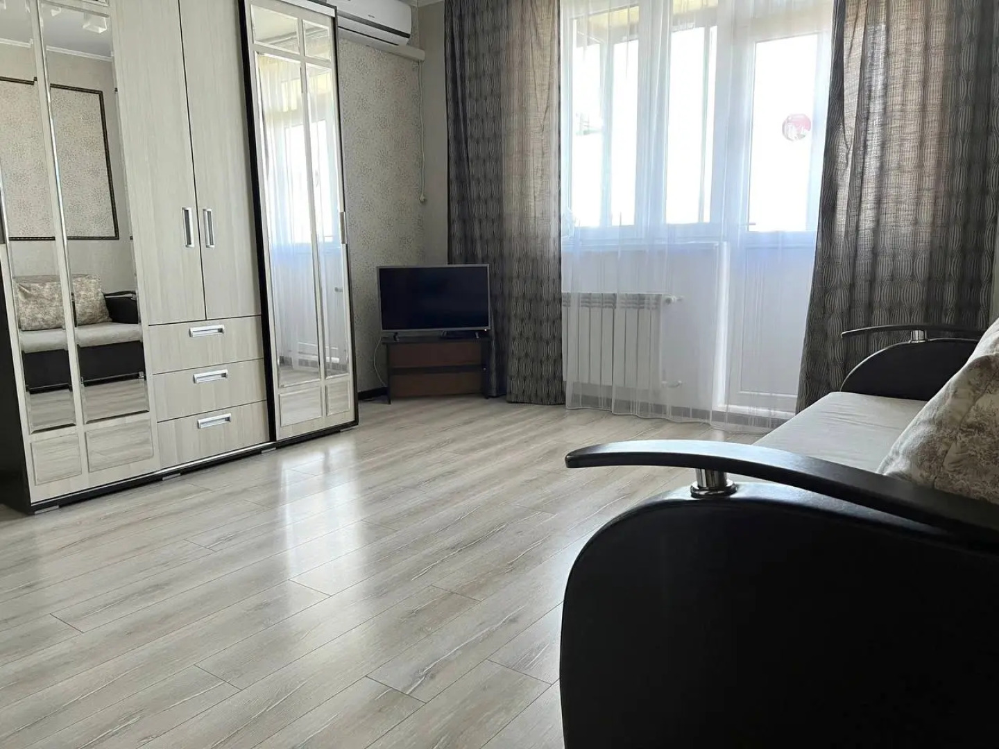 Апартаменты на Сибгата Хакима 7