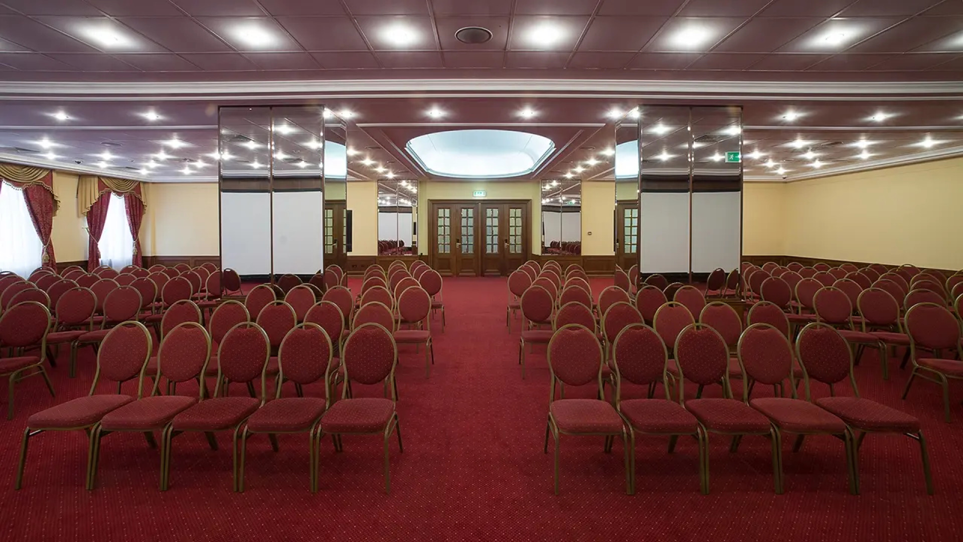 Отель Radisson Slavyanskaya Hotel & Business Center, Moscow
