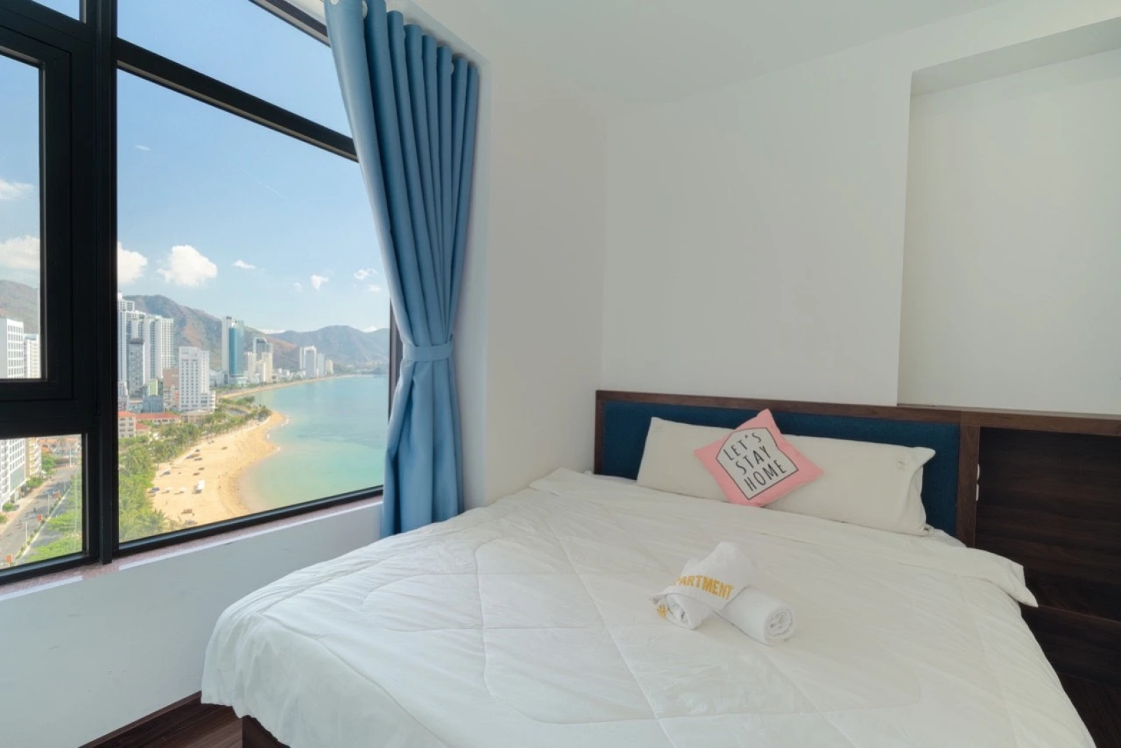 Апарт-отель Oceans Apartment Sea View