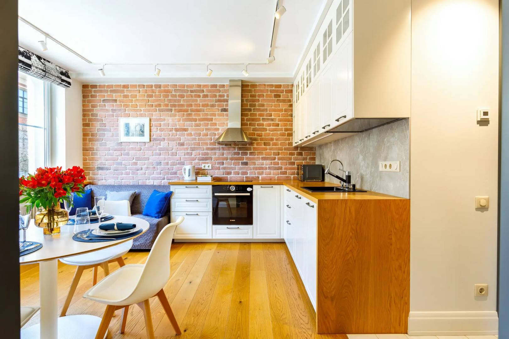 Квартира однокомнатная Good Karma недалеко от крейсера Аврора