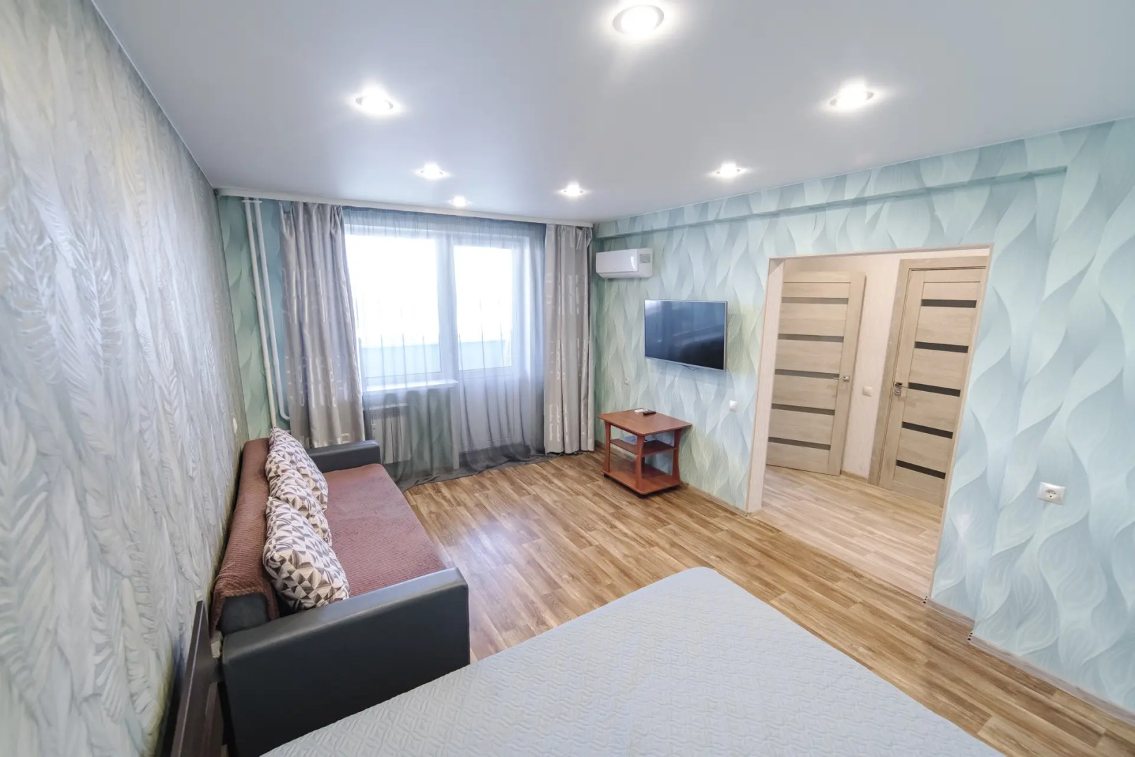 Квартира Зейская 220