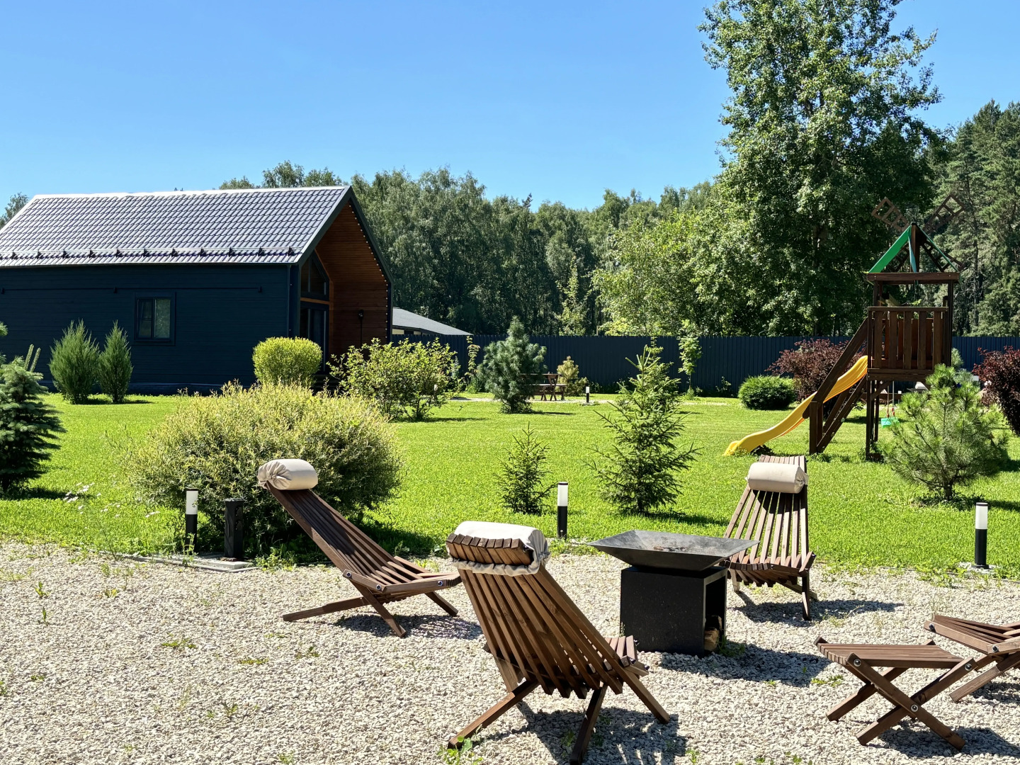 Дом с Камином и Панорамными Окнами