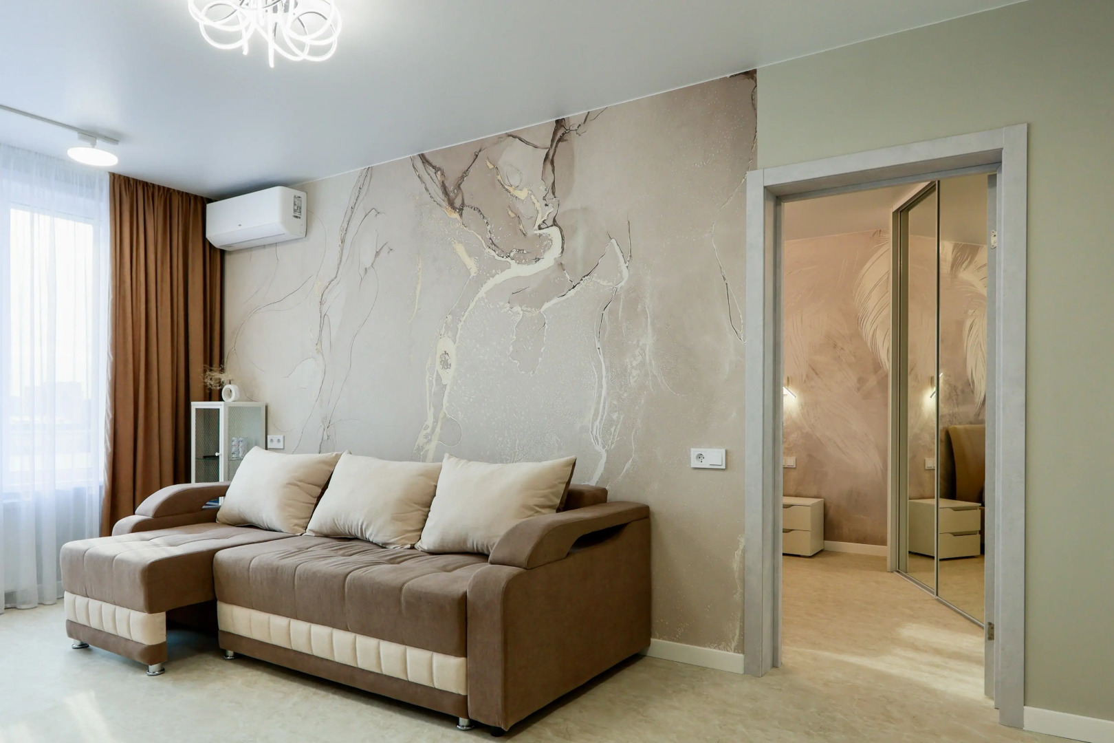 Квартира Двухкомнатная с балконом в новом доме