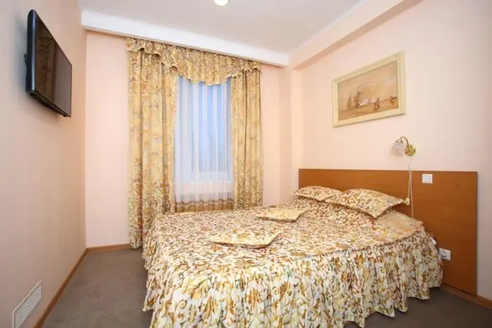 Отель Россия