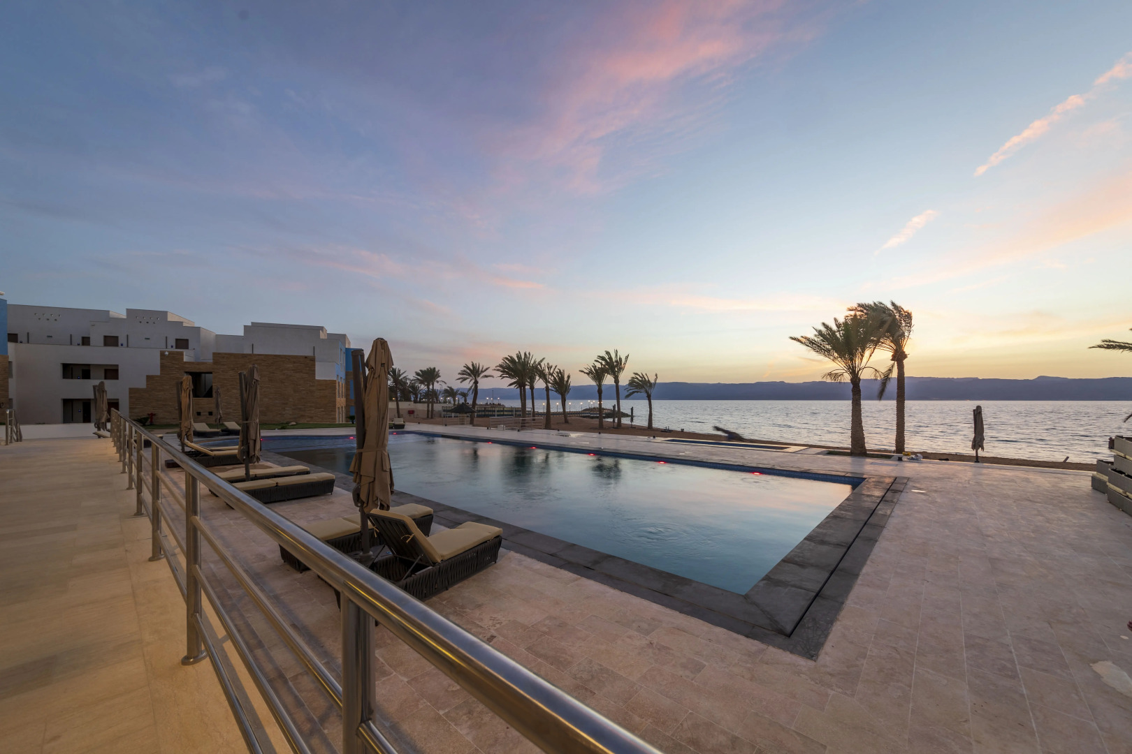 Отель Luxotel Aqaba Beach Resort & Spa Hotel