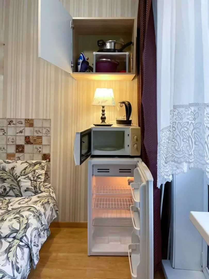 Апартаменты Студия на Есенина с балконом