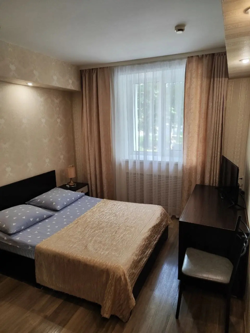 Гостиница Люкс