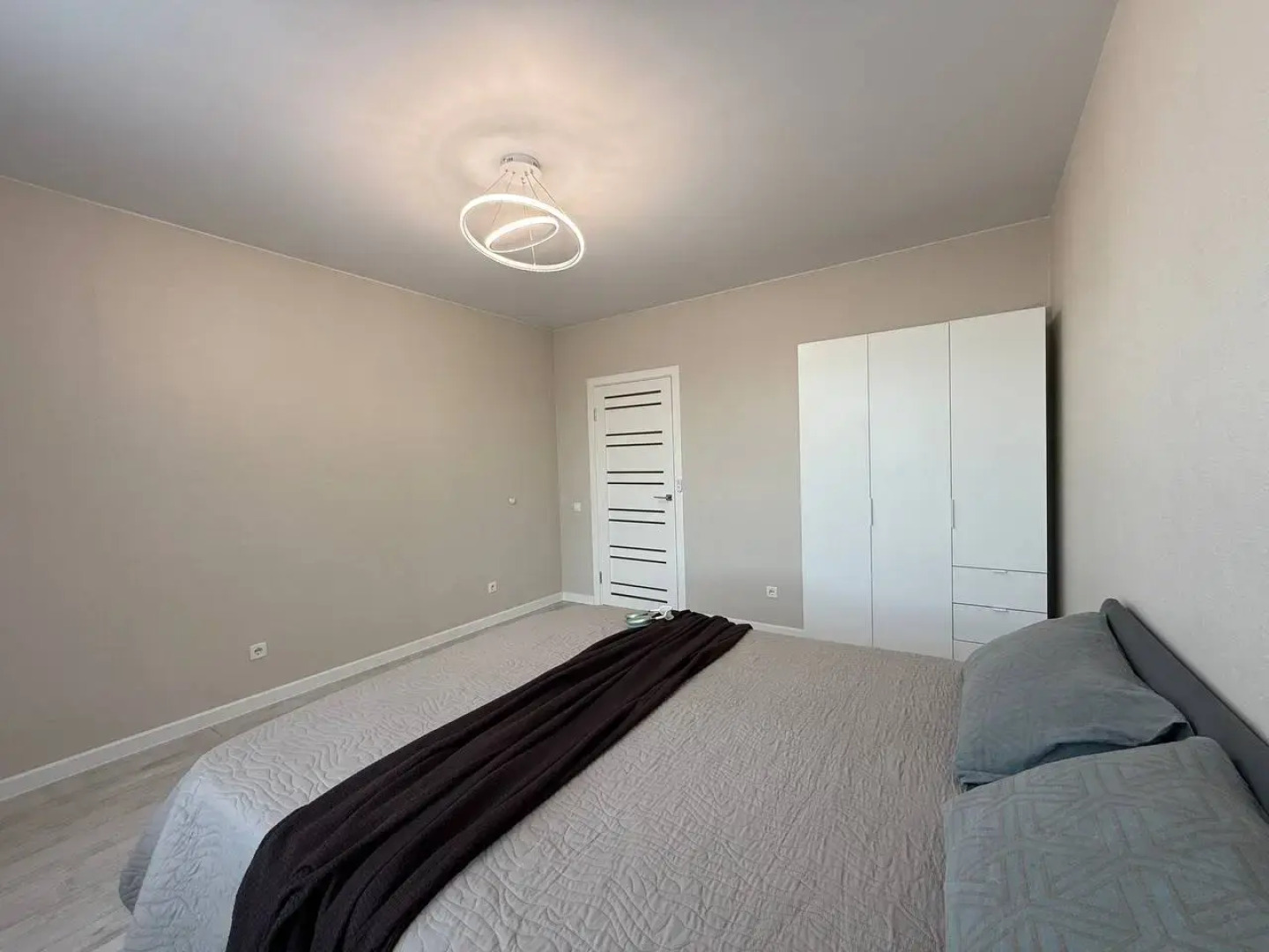 Квартира на Улице Генерал-майора Александра Рожкина, 18