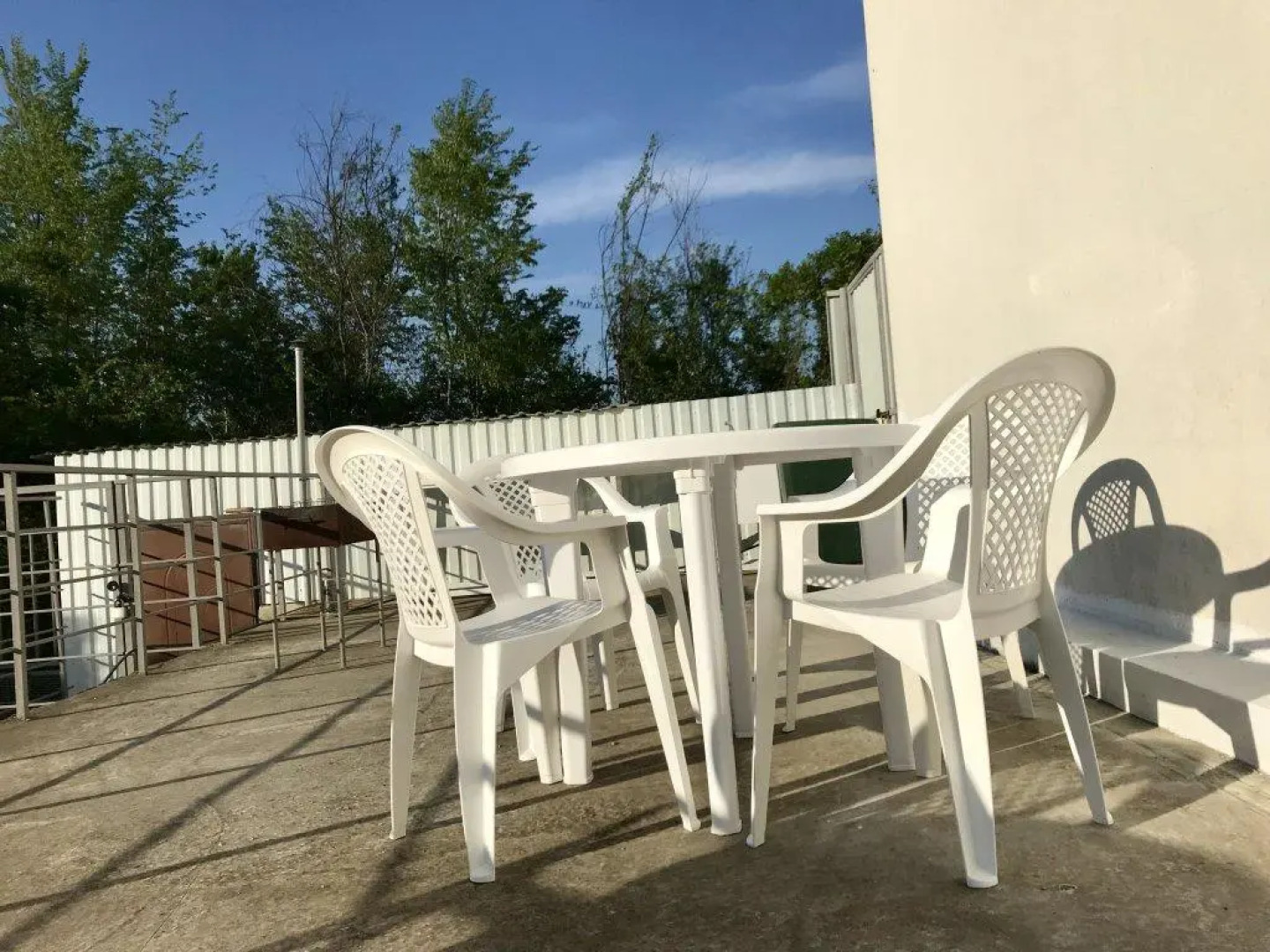 Belye Rosy Guest House