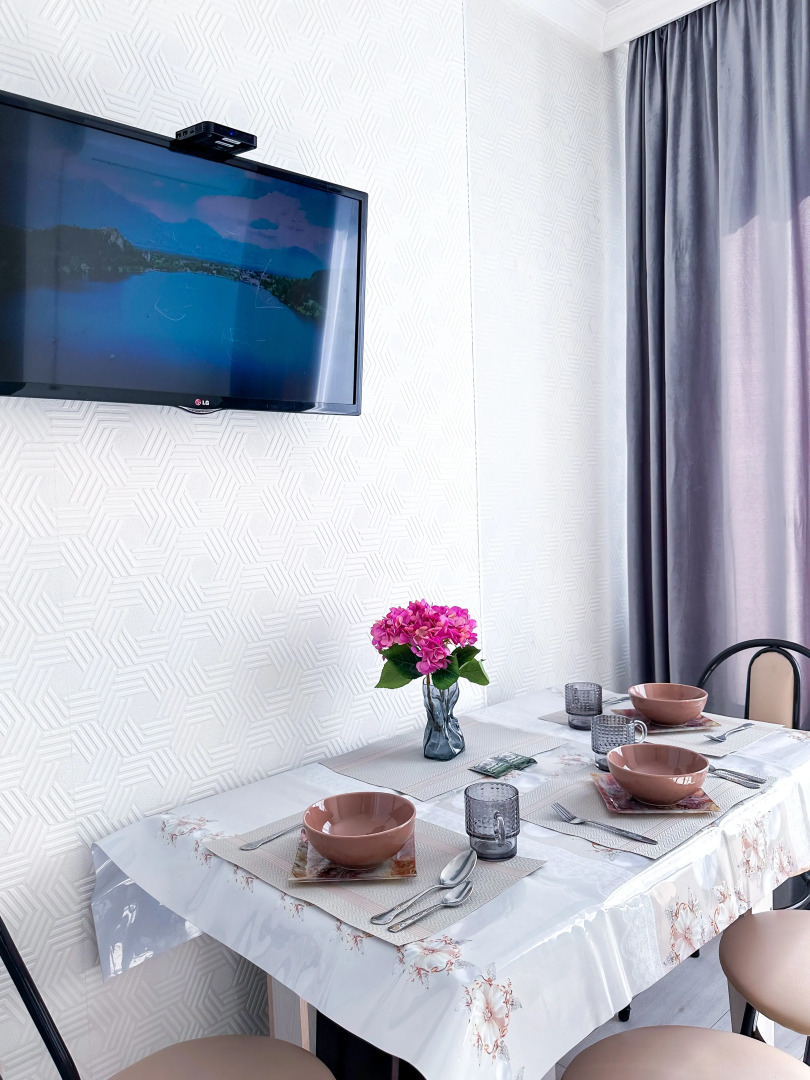 Апартаменты Светлая, уютная квартира в 10 мин от Мега парк (646)