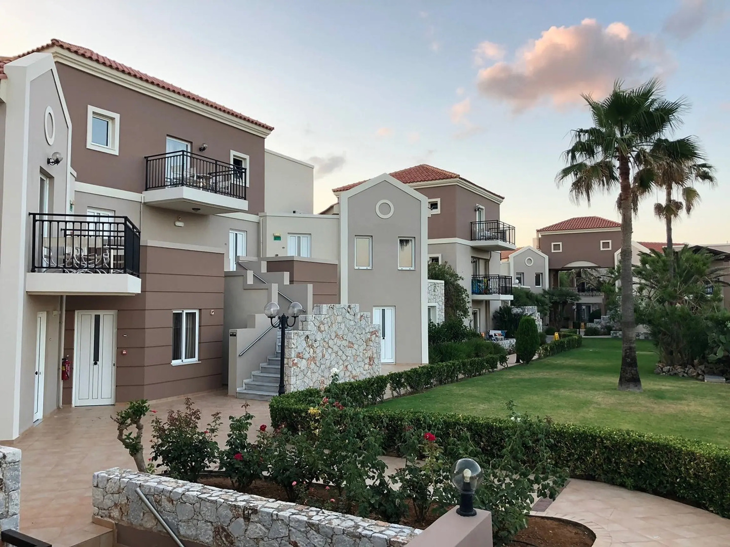 Отель Lito Beach