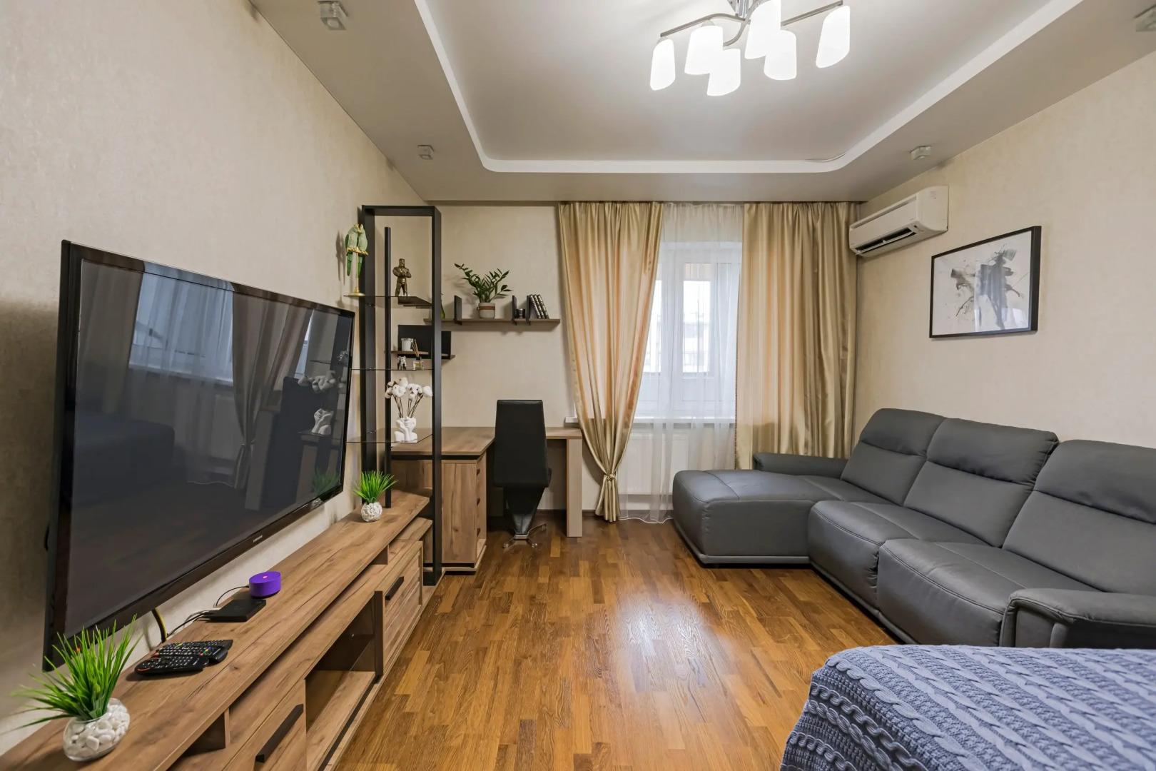 Квартира Современная и уютная рядом с метро и ТЦ