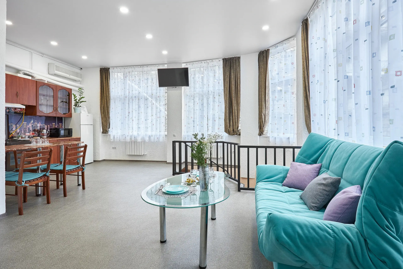 Апартаменты Счастье Жить в центре Севастополя