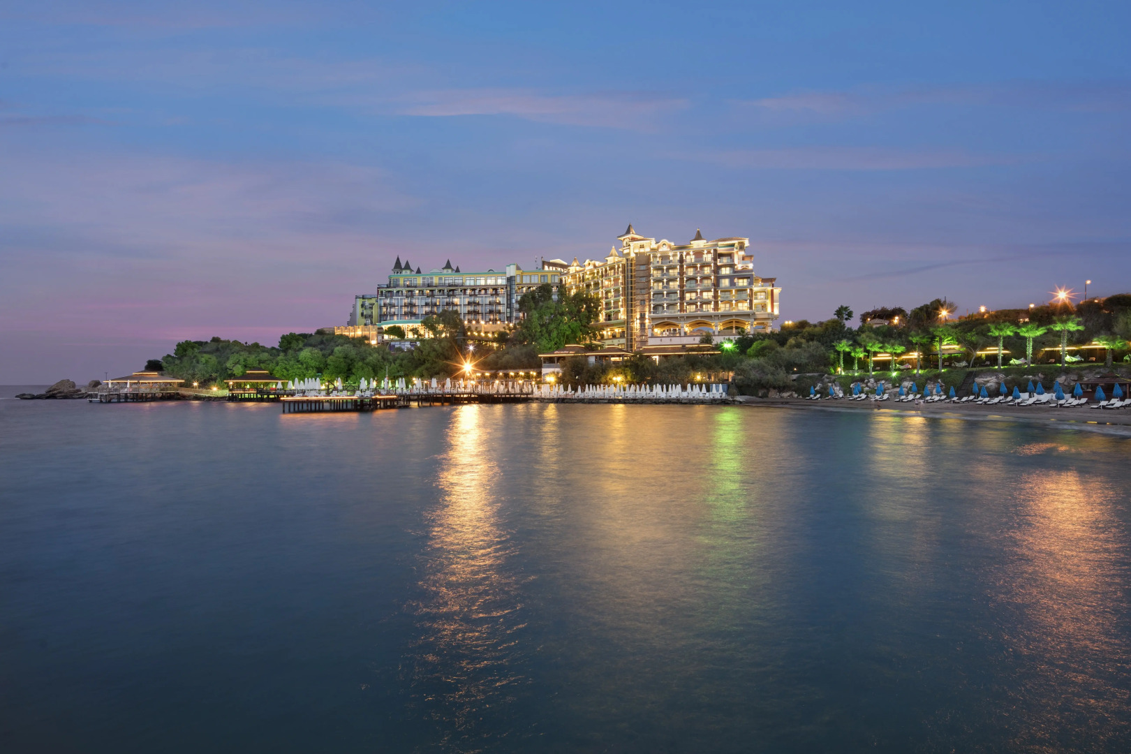 Отель Merit Crystal Cove Casino & SPA