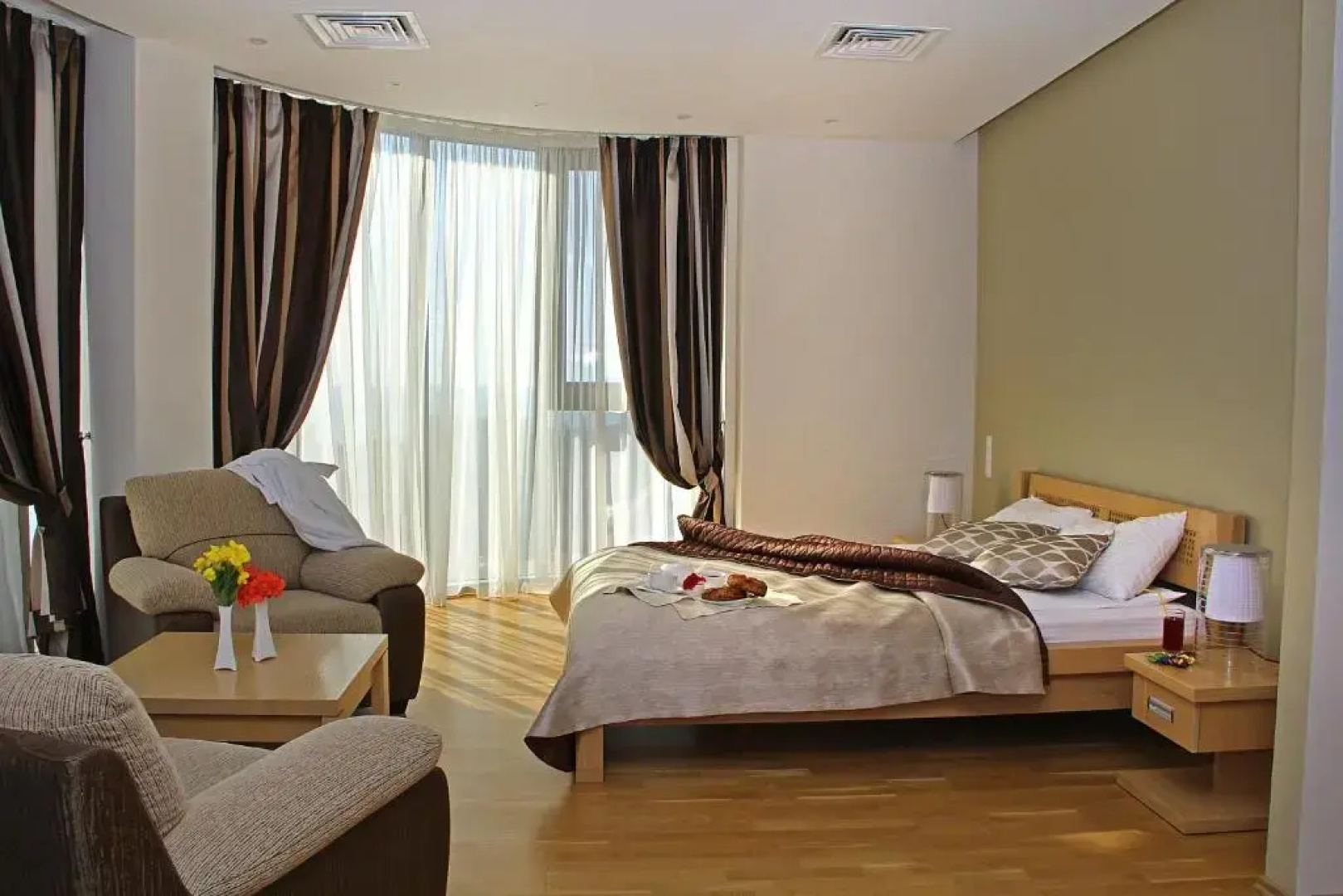 Отель Diana Palace