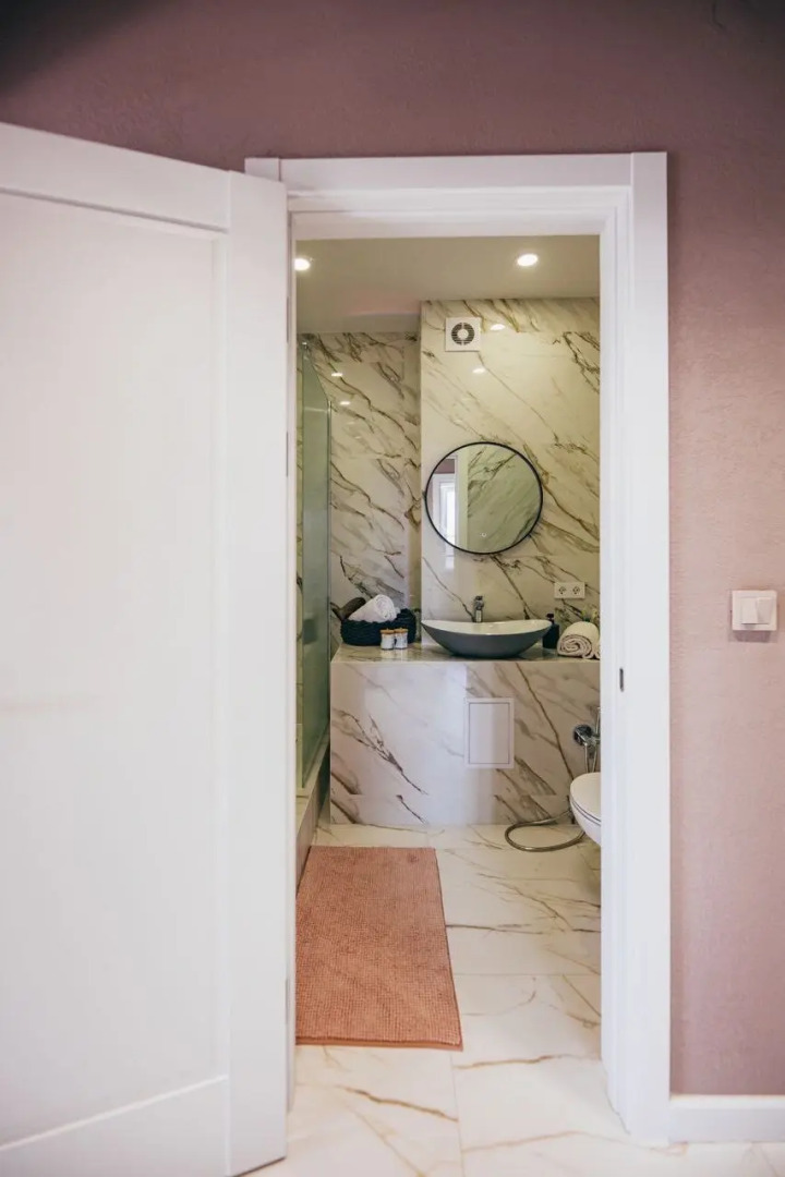 Квартира двушка в 100 метрах от моря