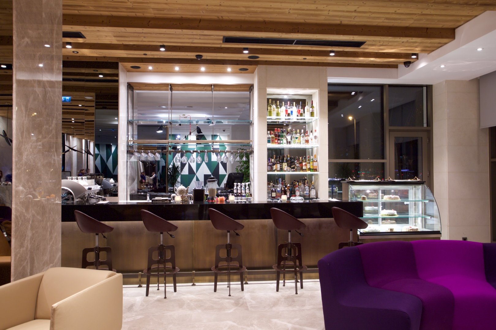 Отель Dosso Dossi Downtown