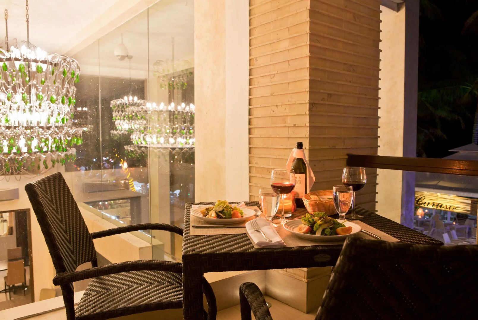 Курортный отель The District Boracay