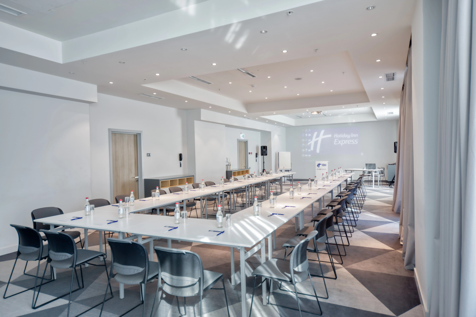 Holiday Inn Express - Yerevan by IHG