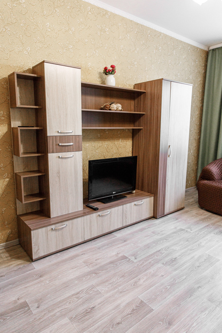 Апартаменты Притомский 13