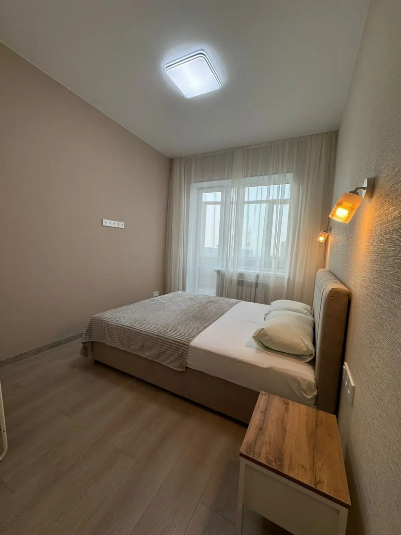 Апартаменты Светлые в Новостройке на Толстого