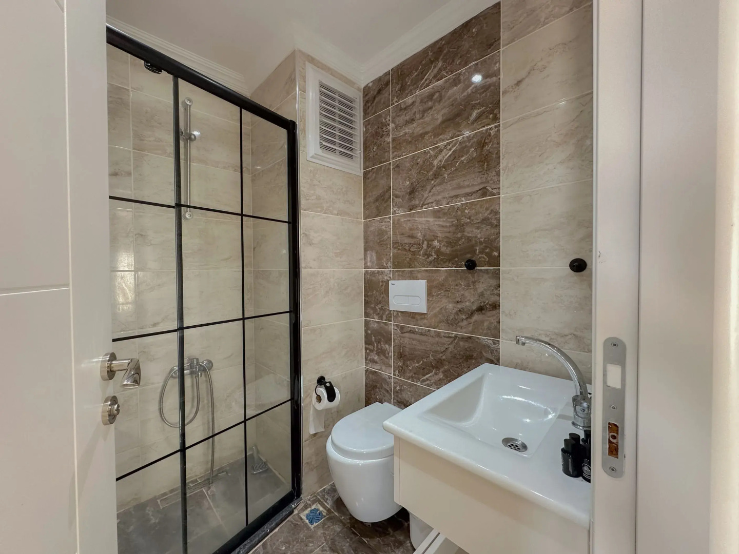 Апарт-отель Flower City Suits