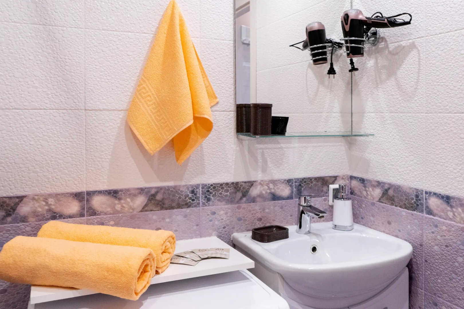 Апартаменты 9 ночей на Есенина