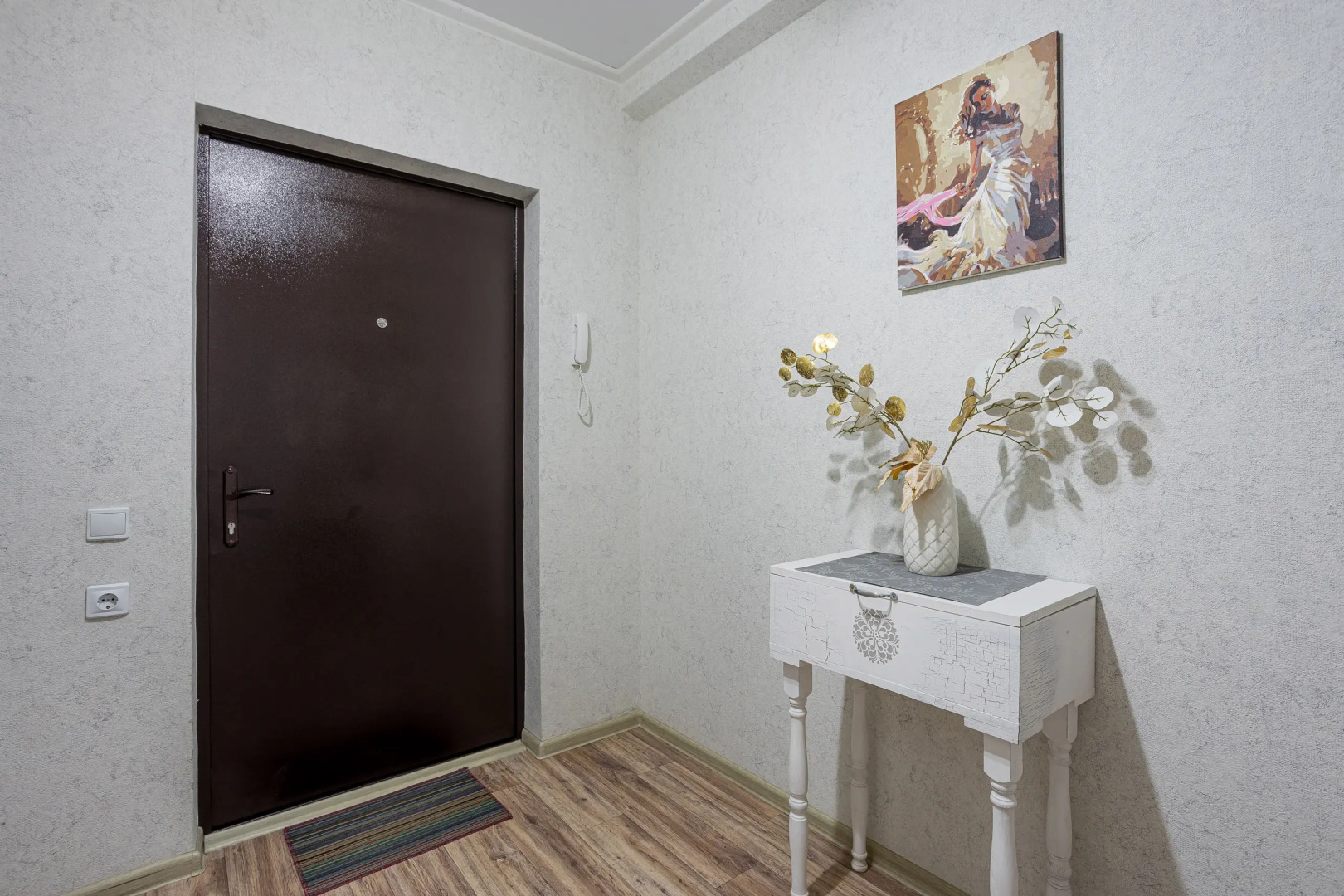 Квартира на Генерала Трошева 25