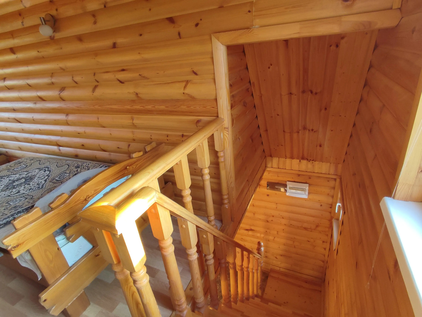 Частный дом на озере