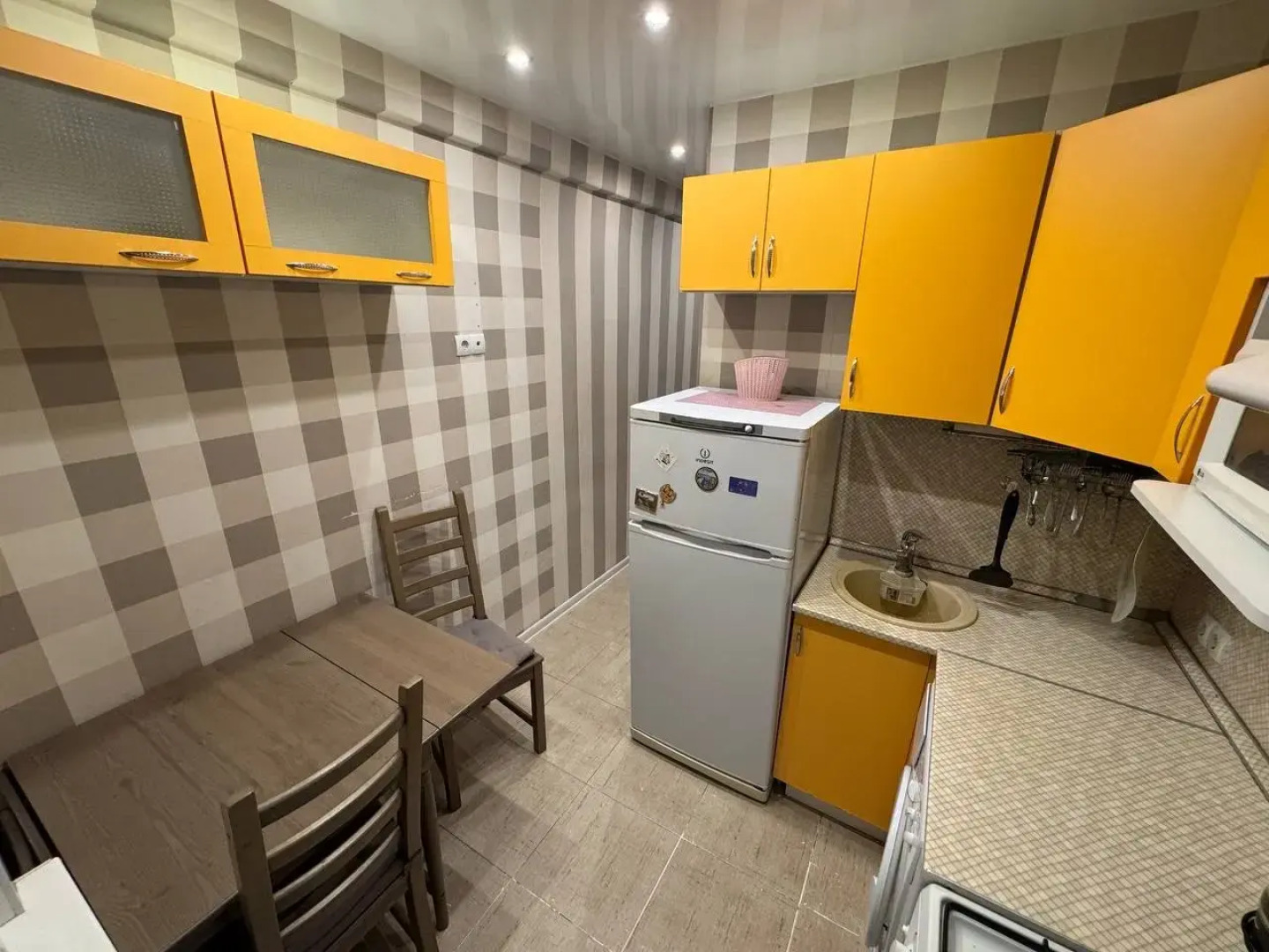 Апартаменты на Партизана Германа,10к4