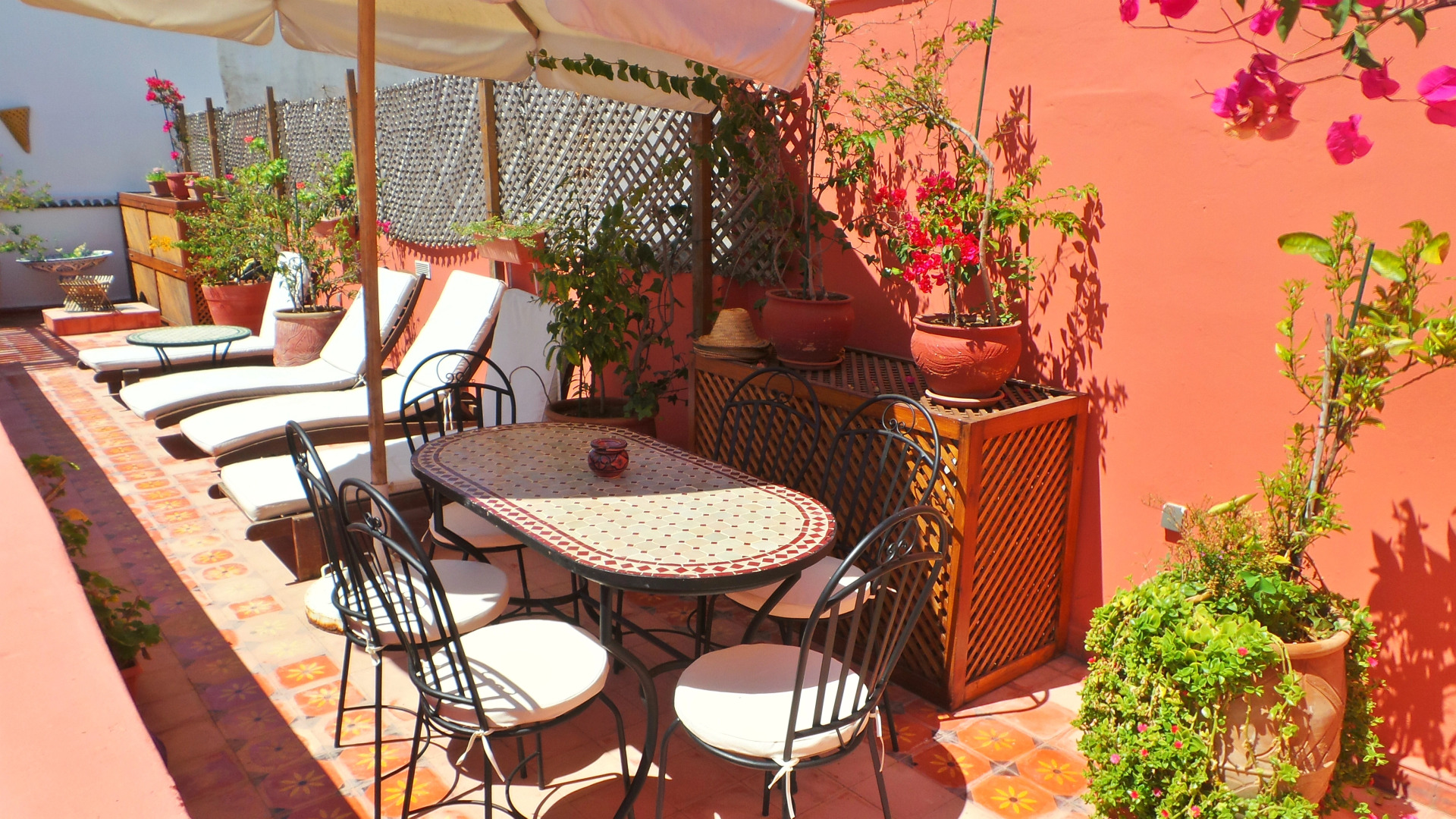 Отель Riad Darzouhour