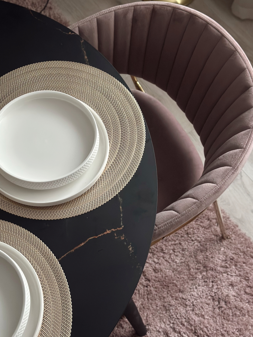 Апартаменты - номер Четыре в Апарт-комплексе Виктория