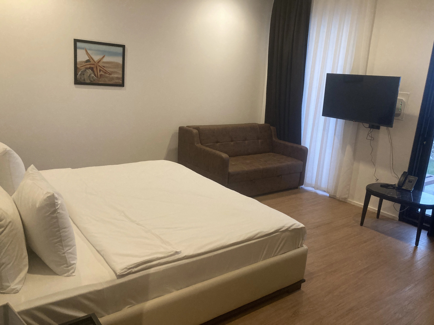 Апартаменты Sea Breeze White Villa