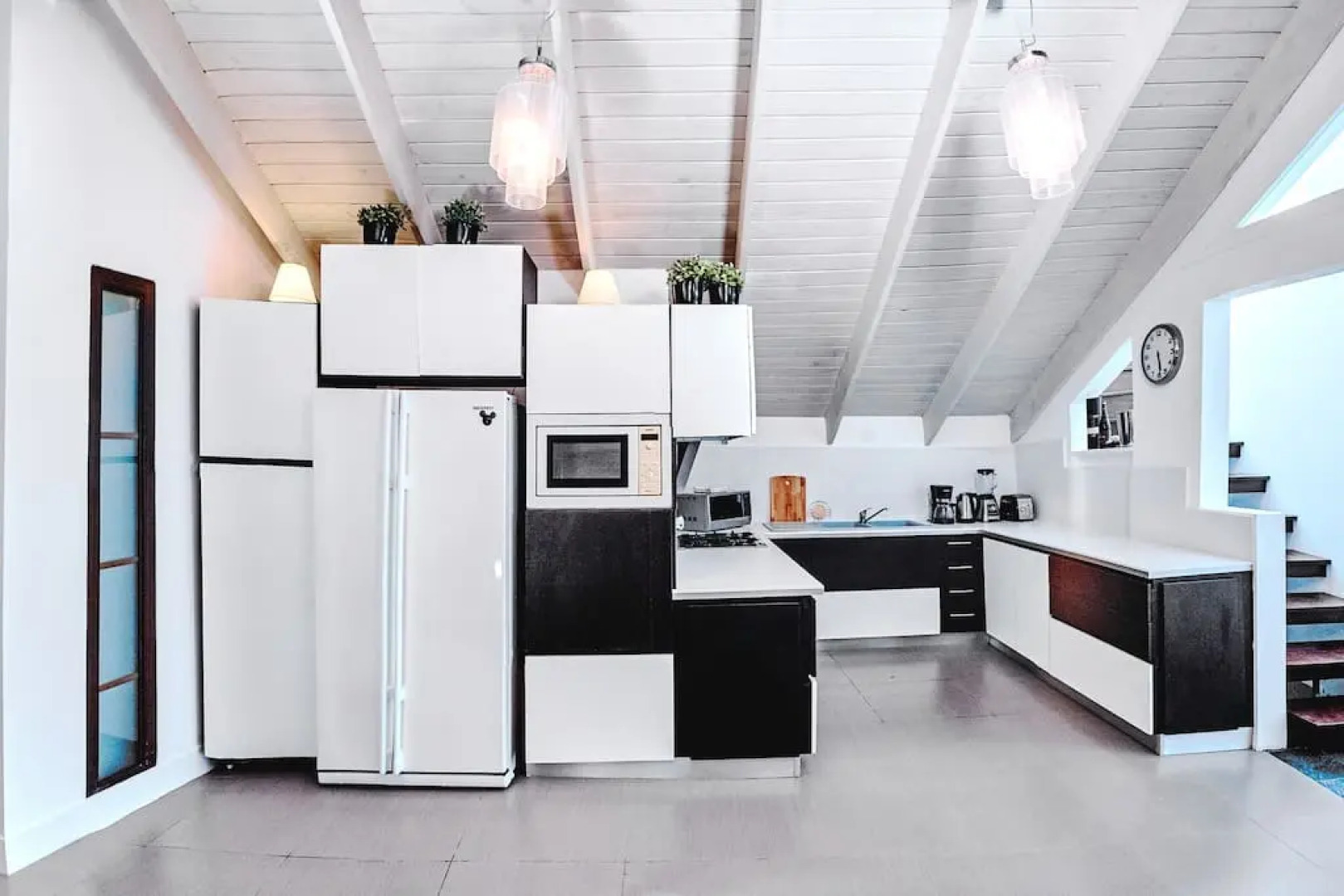 Апартаменты Stunning Ocean View Unique Beach