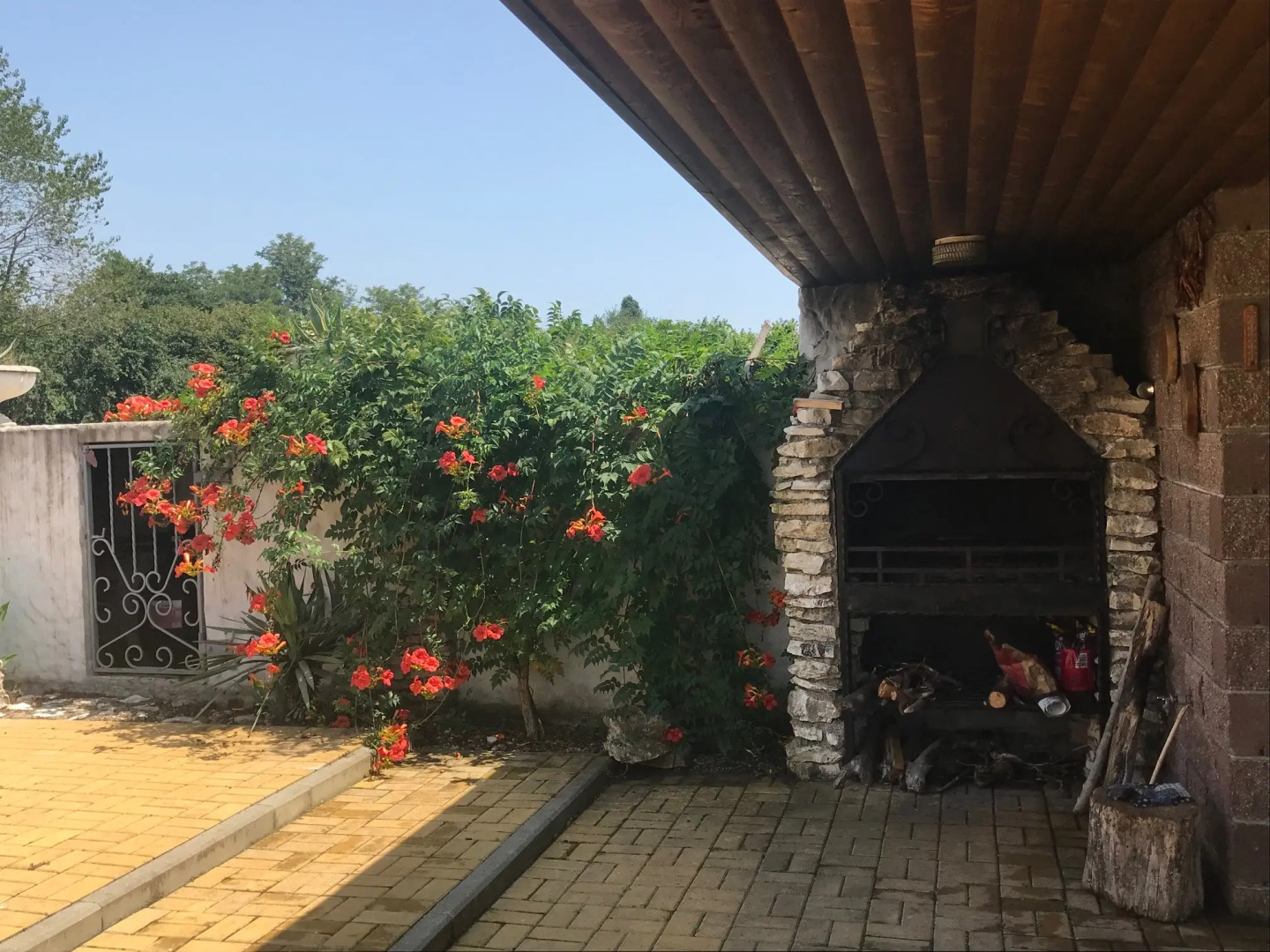 Вилла Апсуа