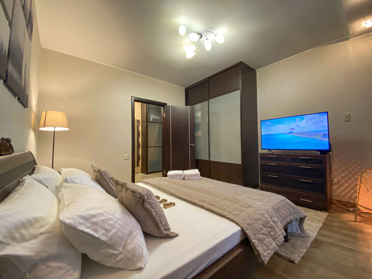 Апартаменты Стильная Квартира Возле Комсомольского Парка by Sutki26