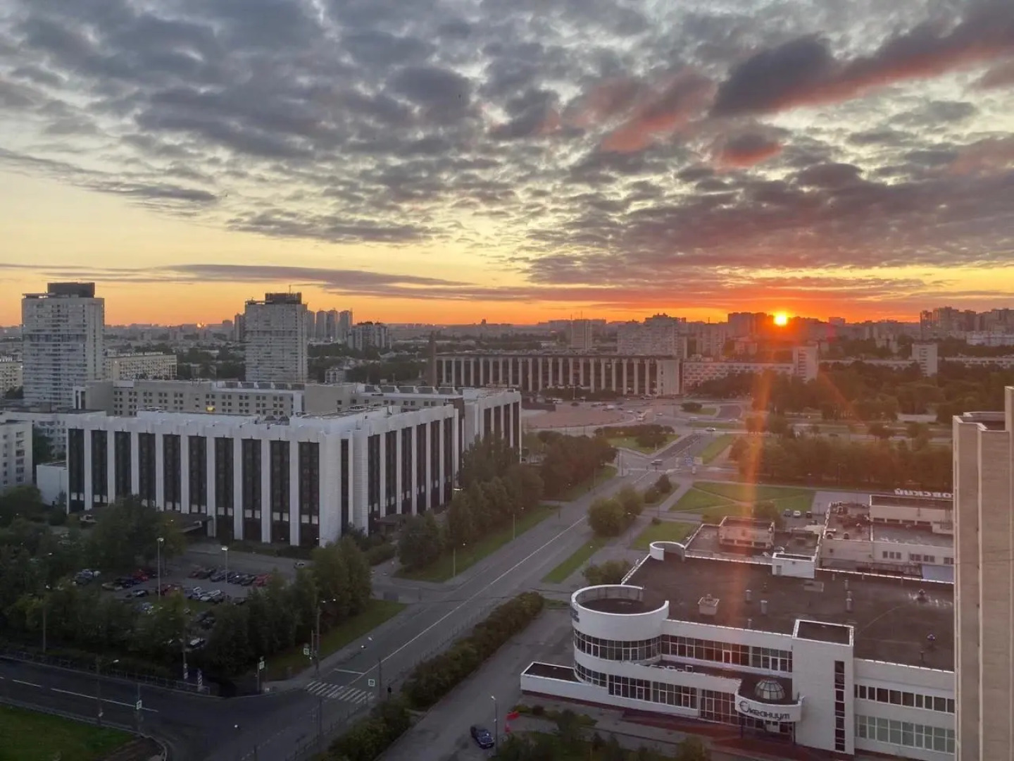 Видовые апартаменты RoomyRoom City lights