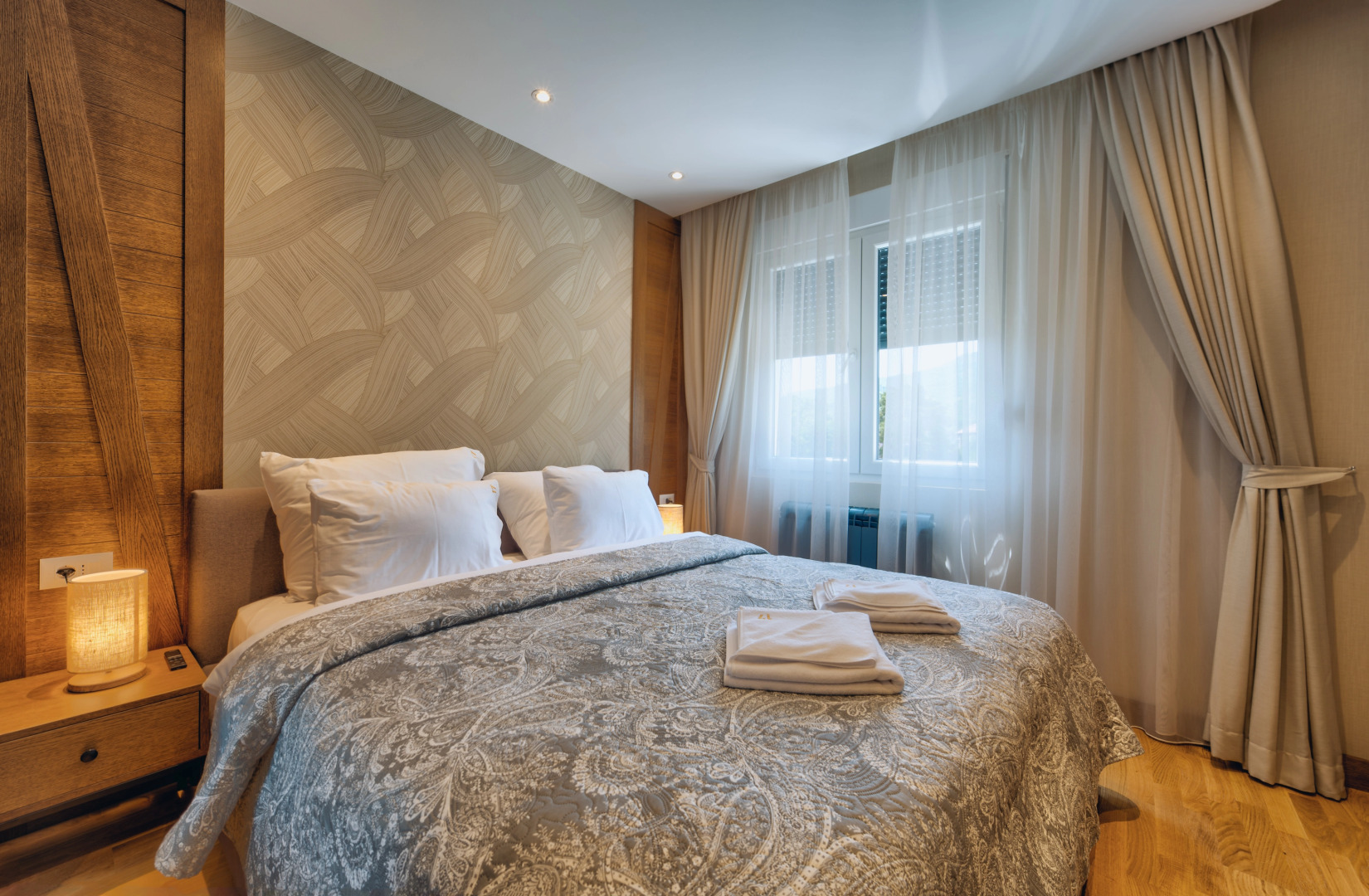 Modern Mountain CENTRAL 17 + parking Apartments