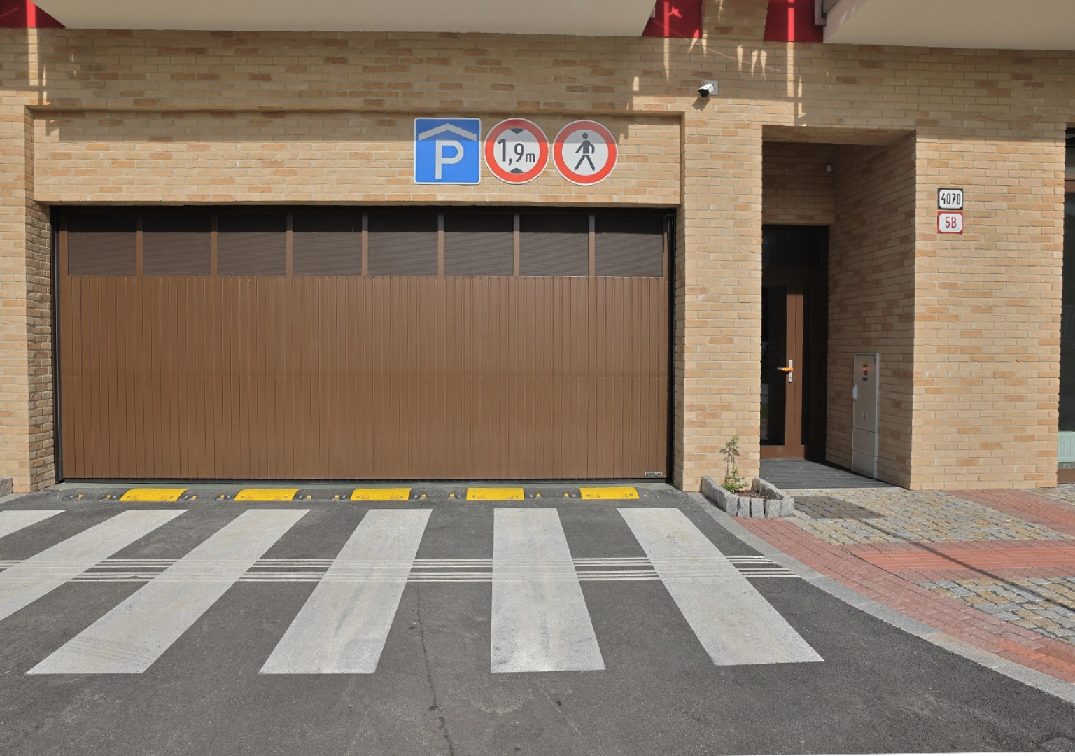 Апартаменты Luxury Grand Apartments