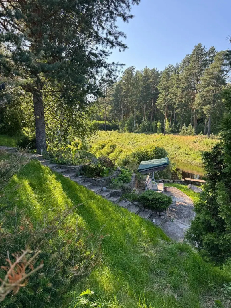 Частный дом с баней и чаном у реки