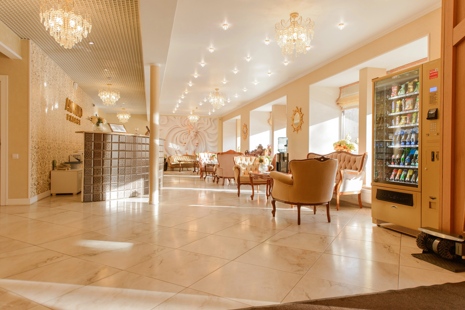 Отель Art Nuvo Palace