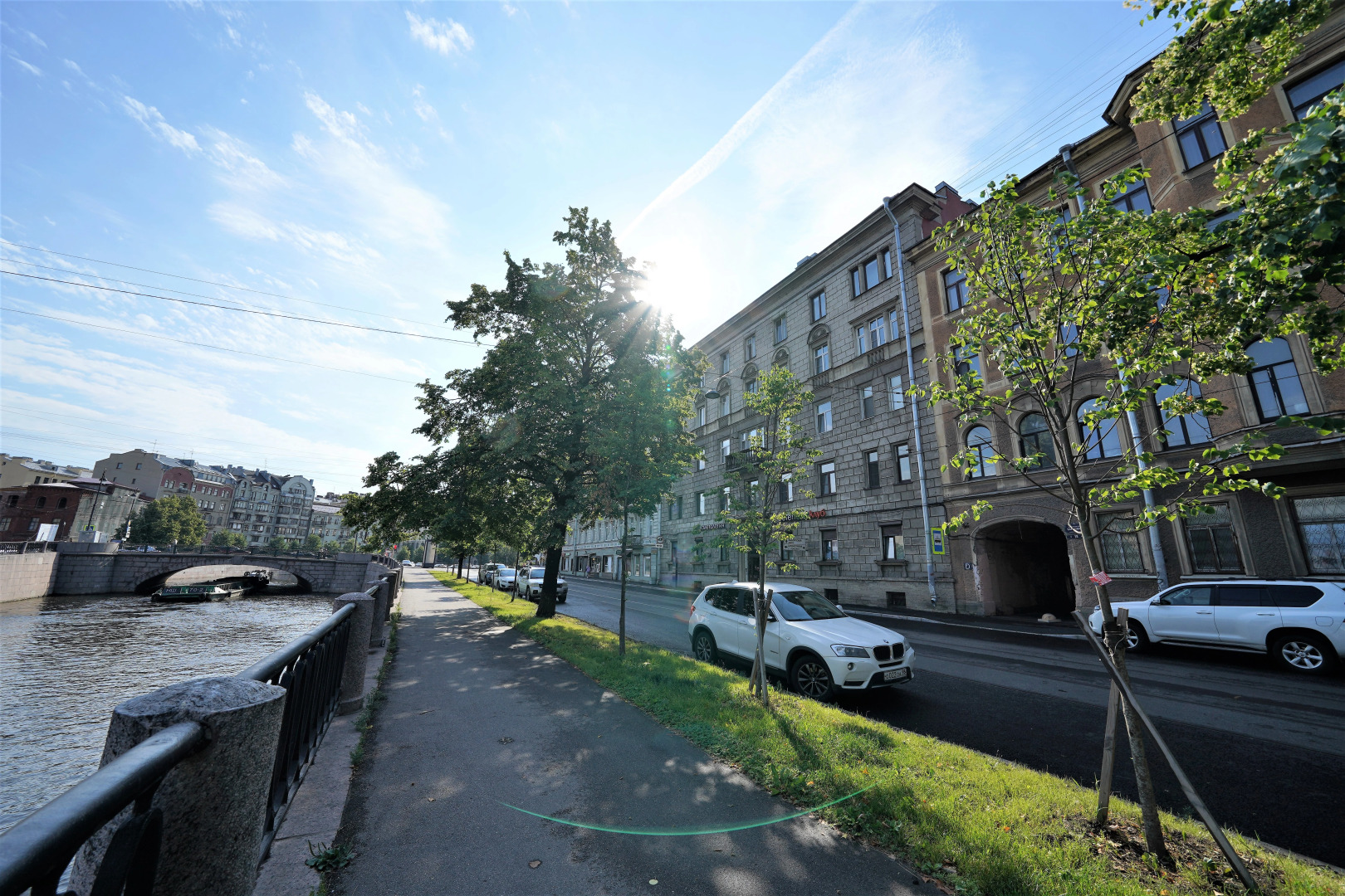 Апартаменты студия на набережной ВПитер на сутки