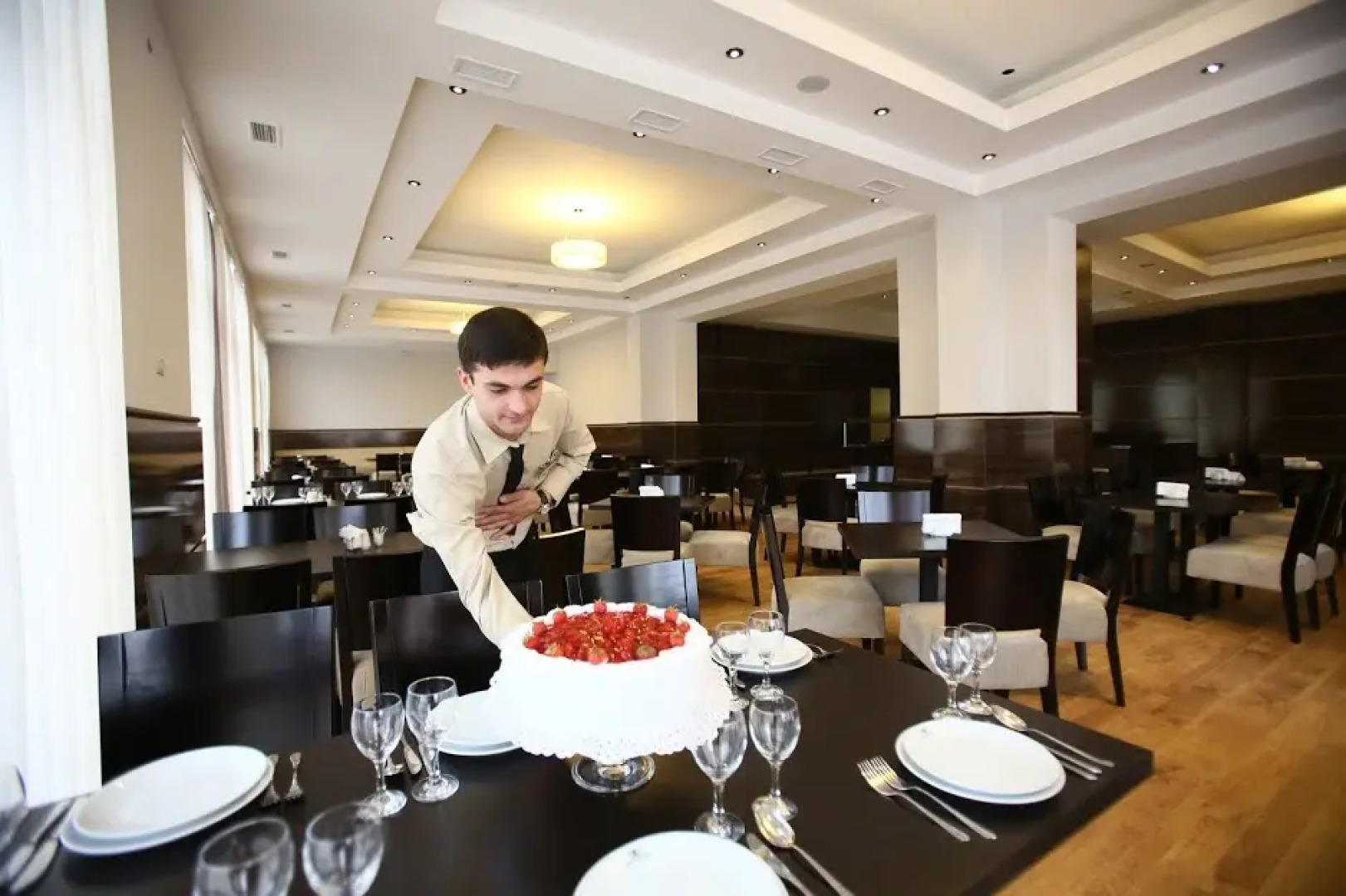 Отель Tskaltubo Plaza