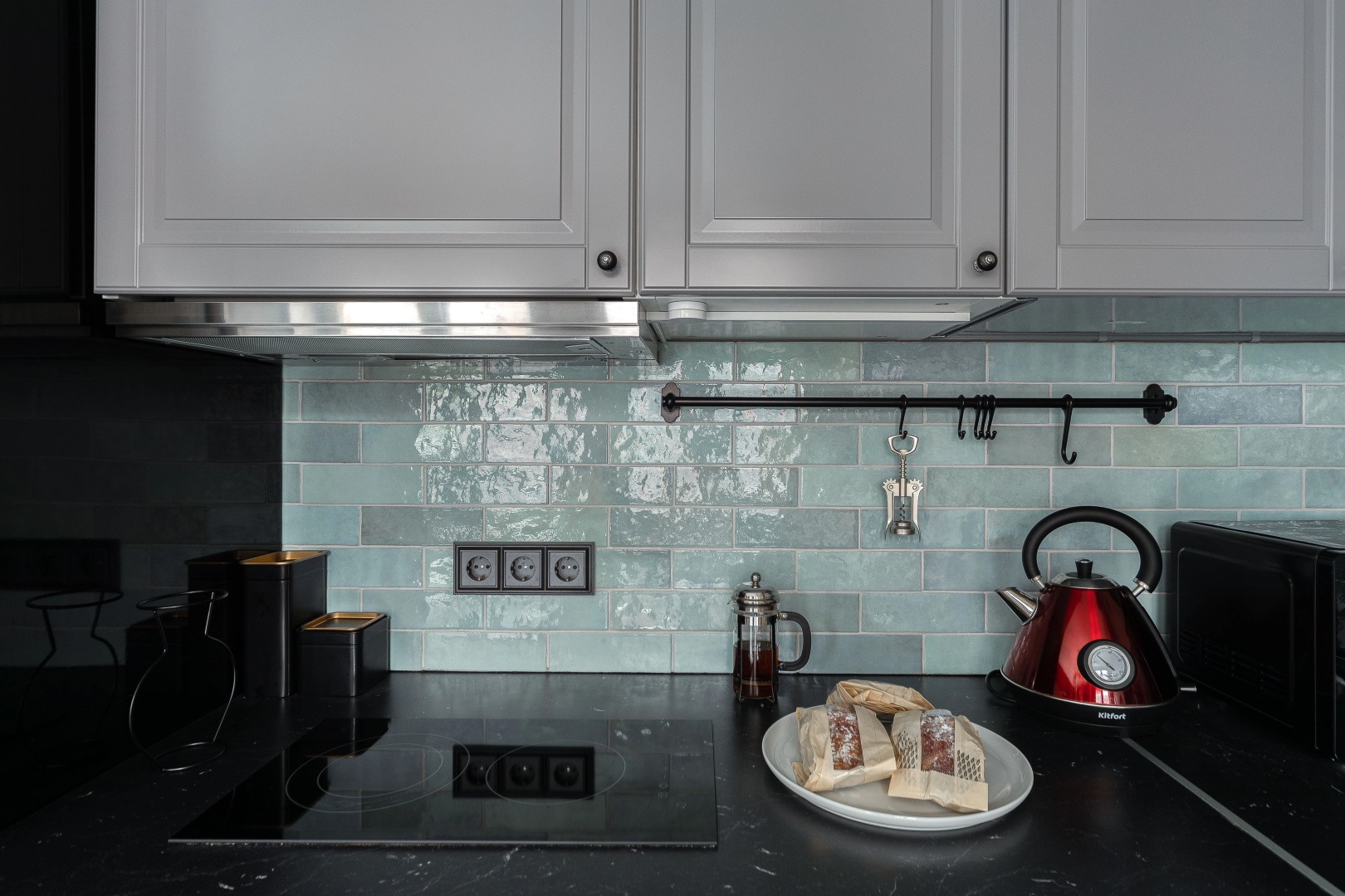 Апартаменты Lalapart Black Emerald с сауной в ЖК Савеловский Сити