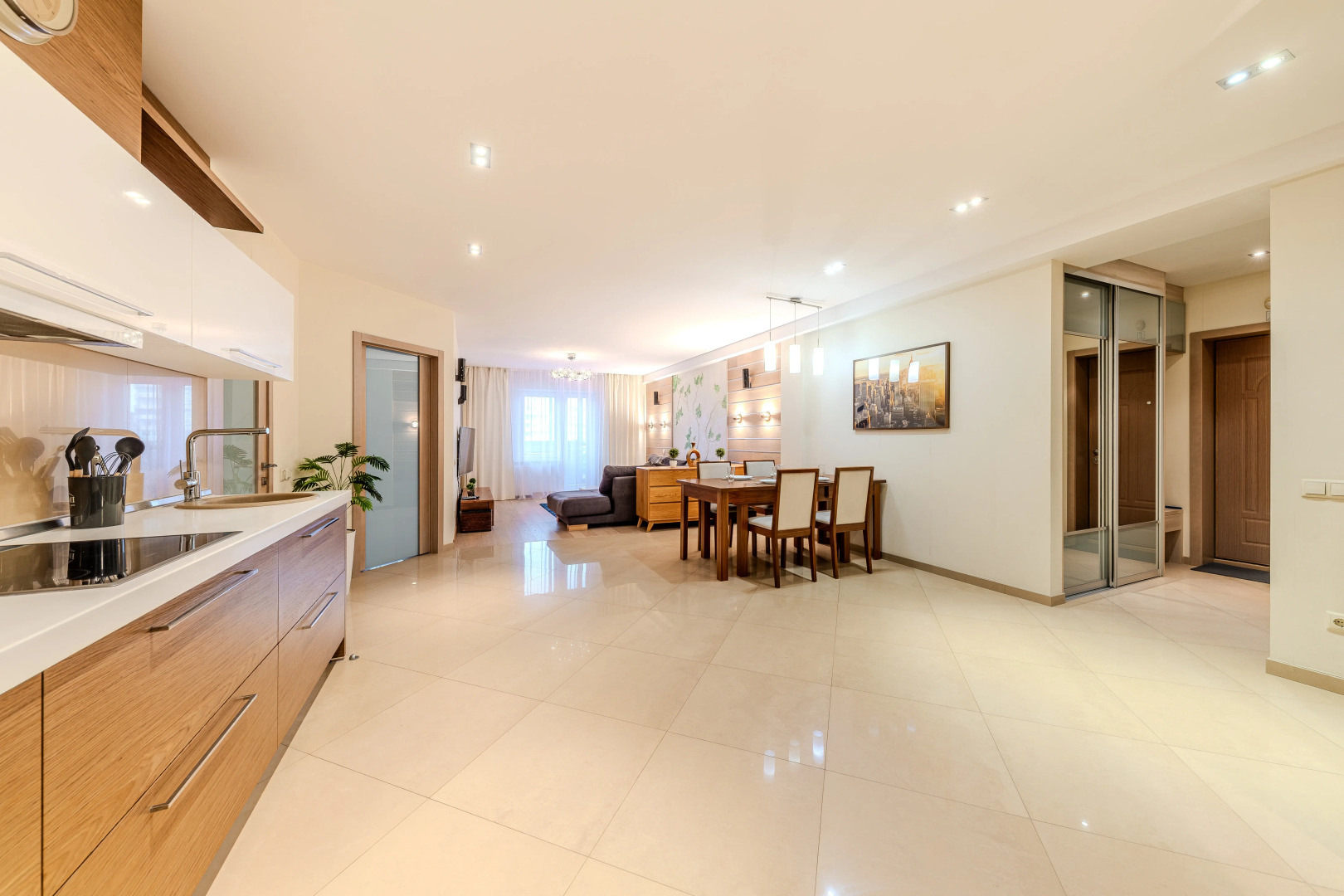 Квартира уютная и просторная с паркингом