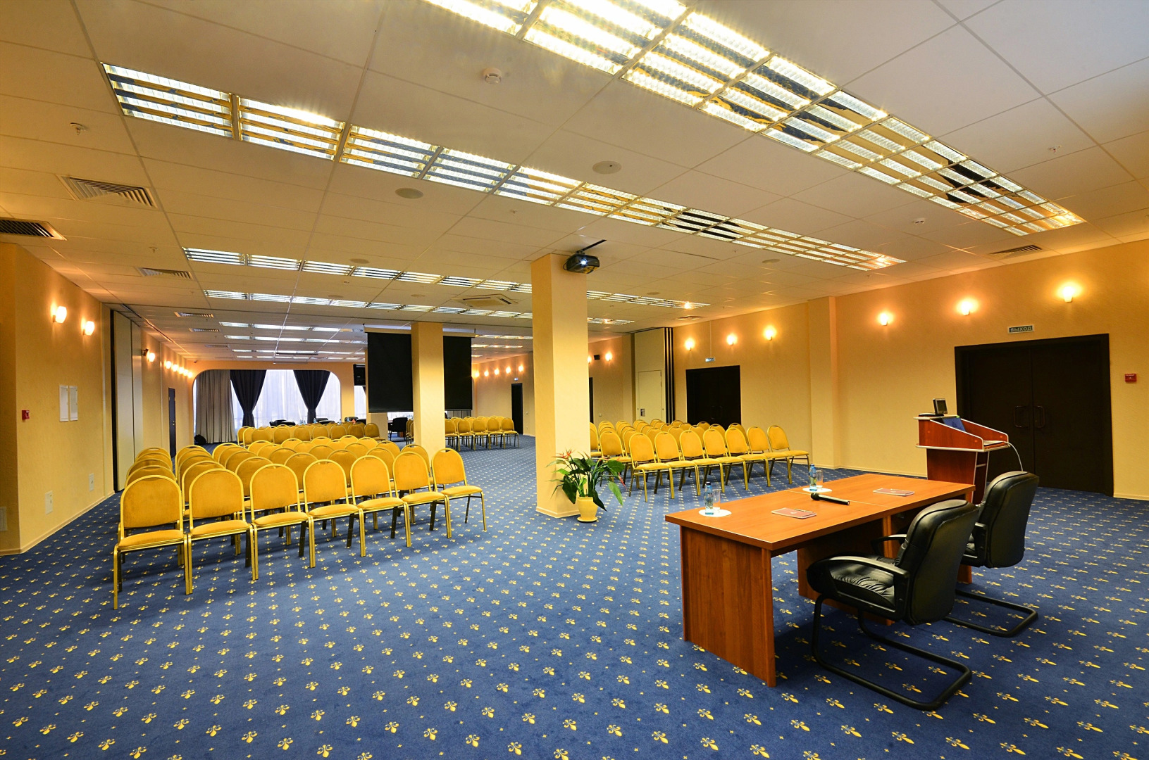 Конгресс Отель Форум