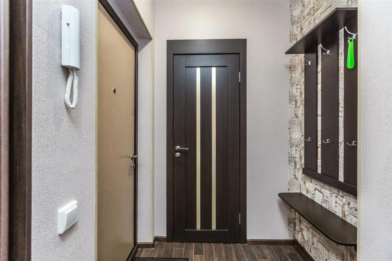 Апартаменты студия в новом доме в центре Тюмени